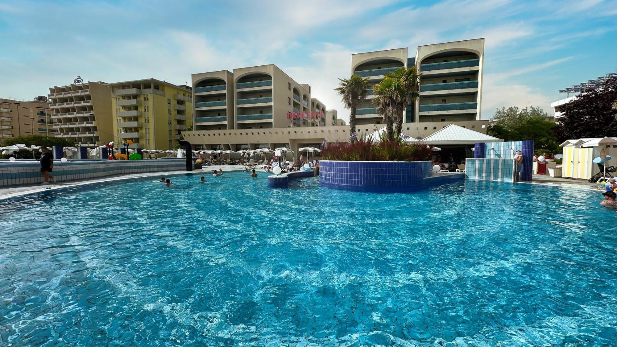 Aparthotel Imperial Bibione Exterior foto